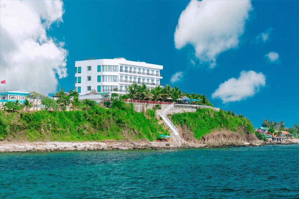 Ly Son Pearl Island Hotel & Resort - Bestbooking.vn